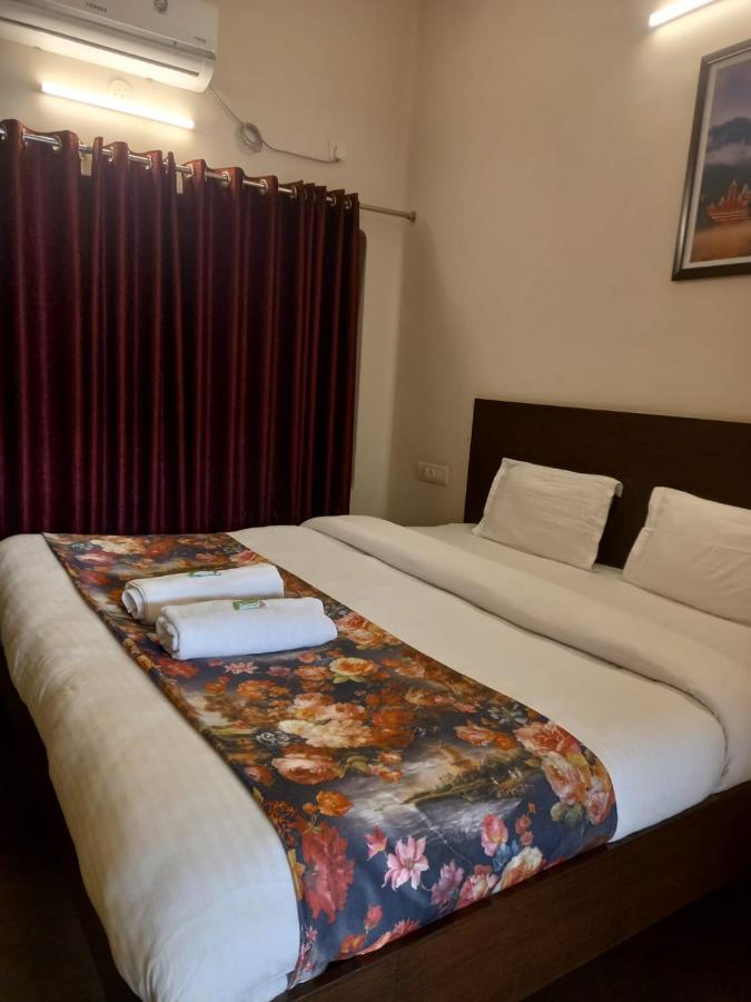 Gobind Bhawan Heritage Hotel 하리드와르 객실 사진